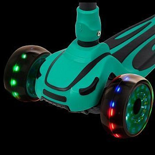 Самокат-кикборд Novatrack машинка широкие свет. колеса